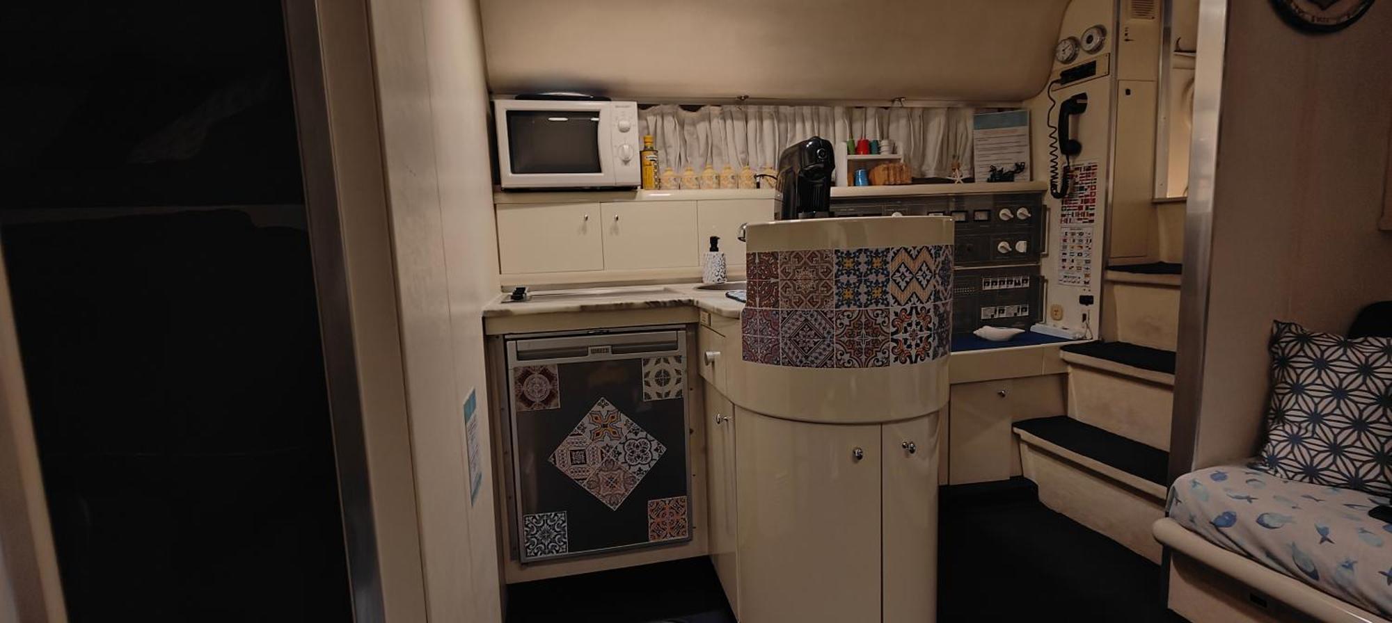 Desire Charming House Boat Hotel en barco Palermo